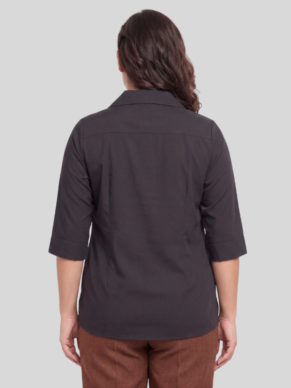 Collared Women’s Top in Moss Crepe