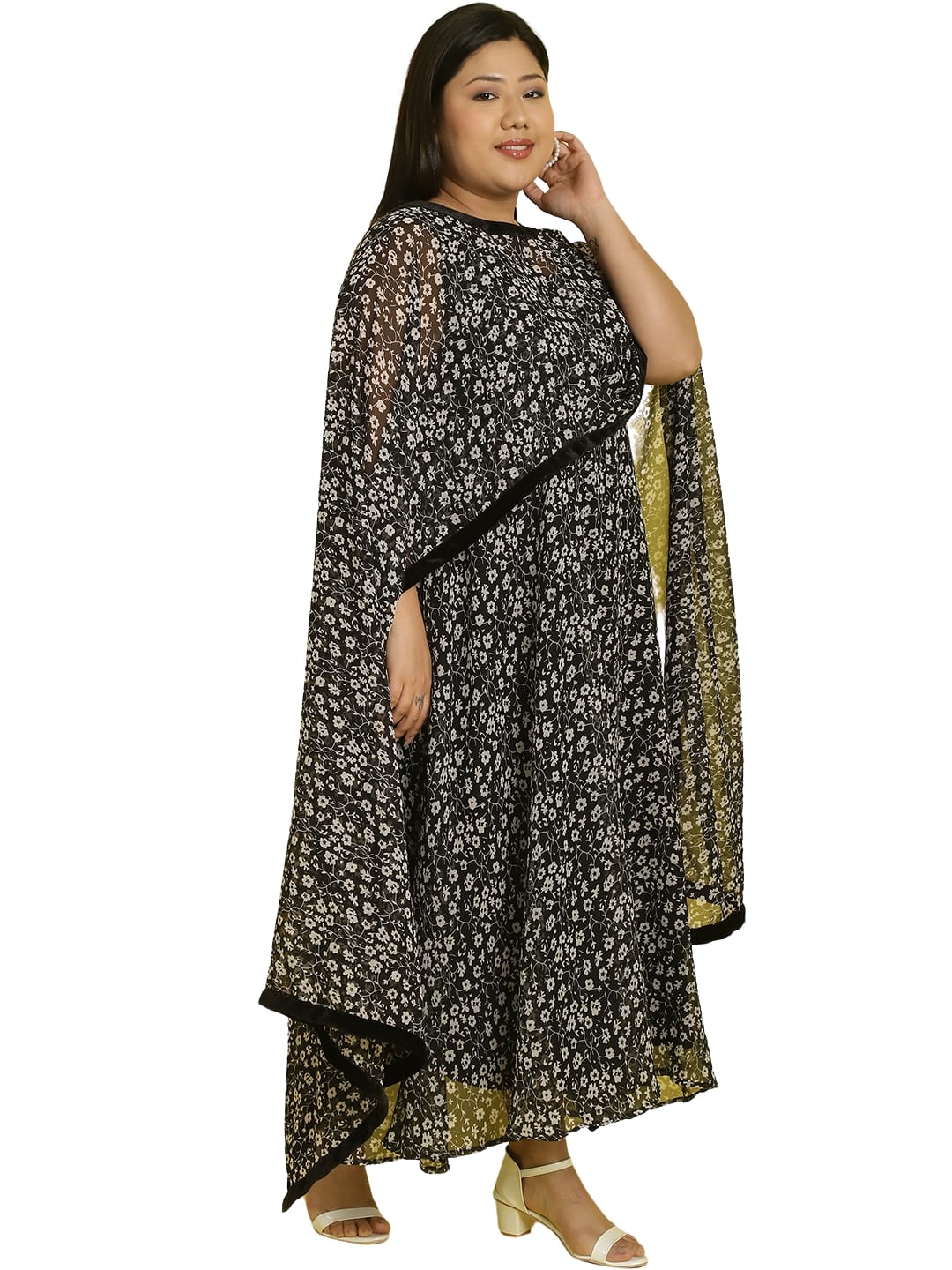 Women Georgette A-Line Midi Dress With Poncho Shrug