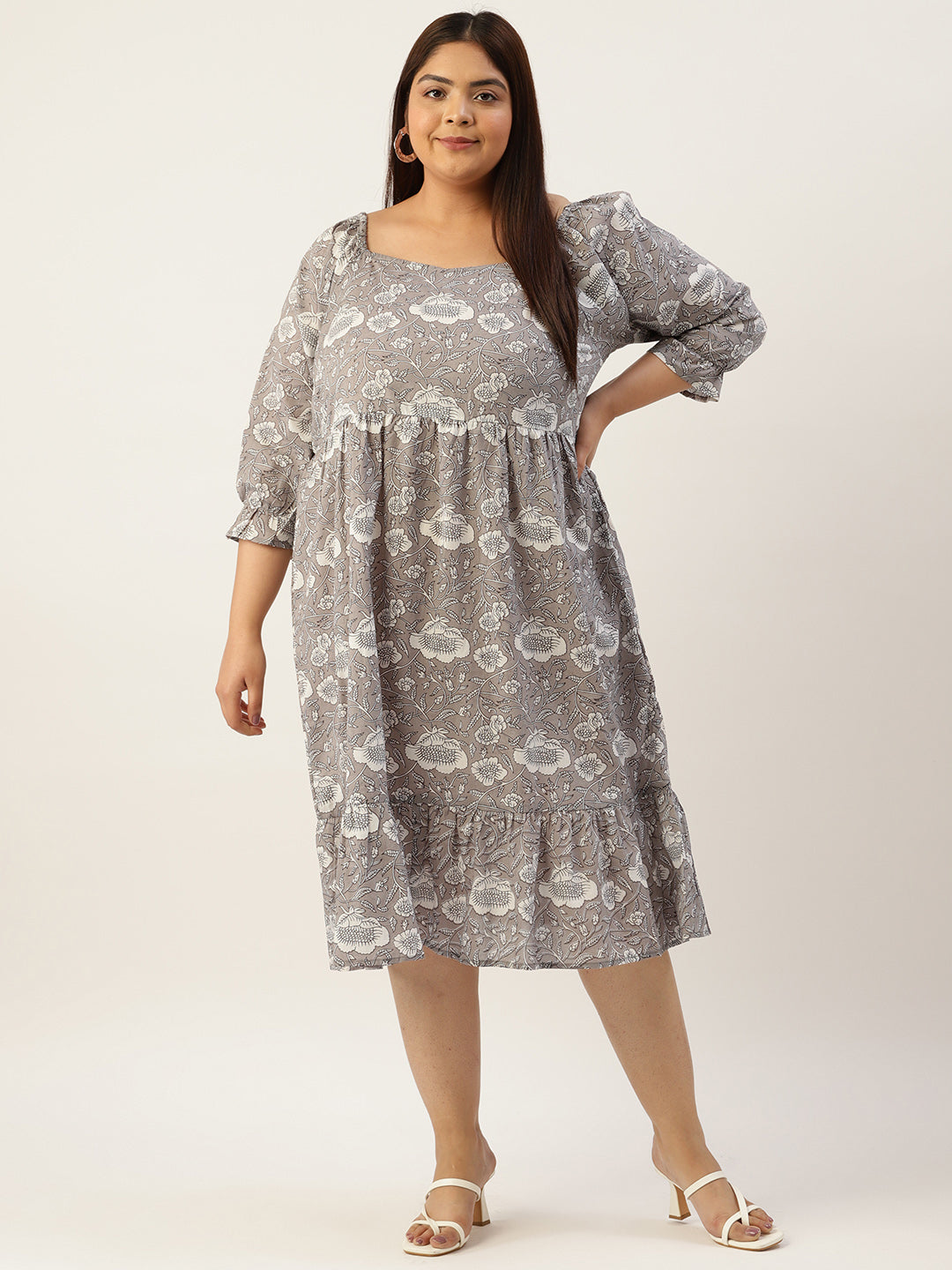Modern Trendy Plus Size Women’s Dress