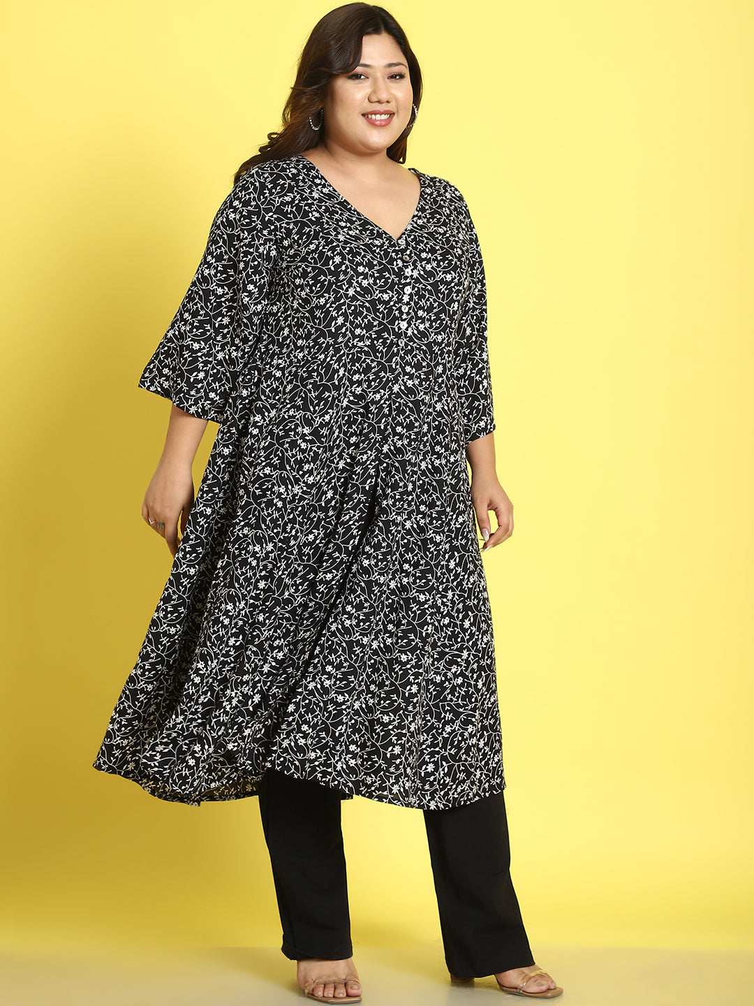 lus Size Womens Black Floral Printed Jacket