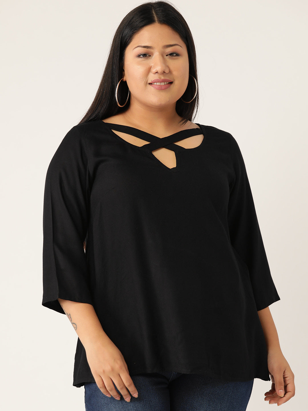 Plus Size Neck Cut Out Detail Top