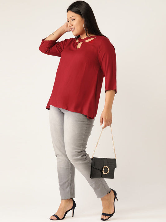 Plus Size Neck Cut Out Detail Top