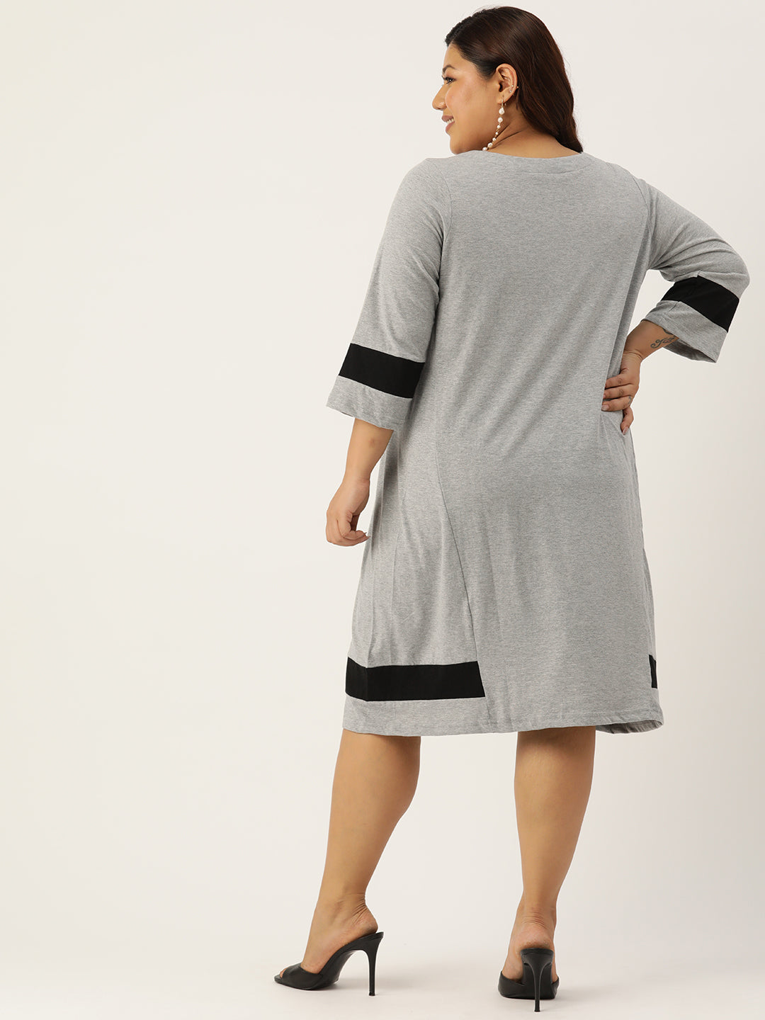 Women's Plus Size Light Grey Solid Color Cotton Knitted A-Line Dress
