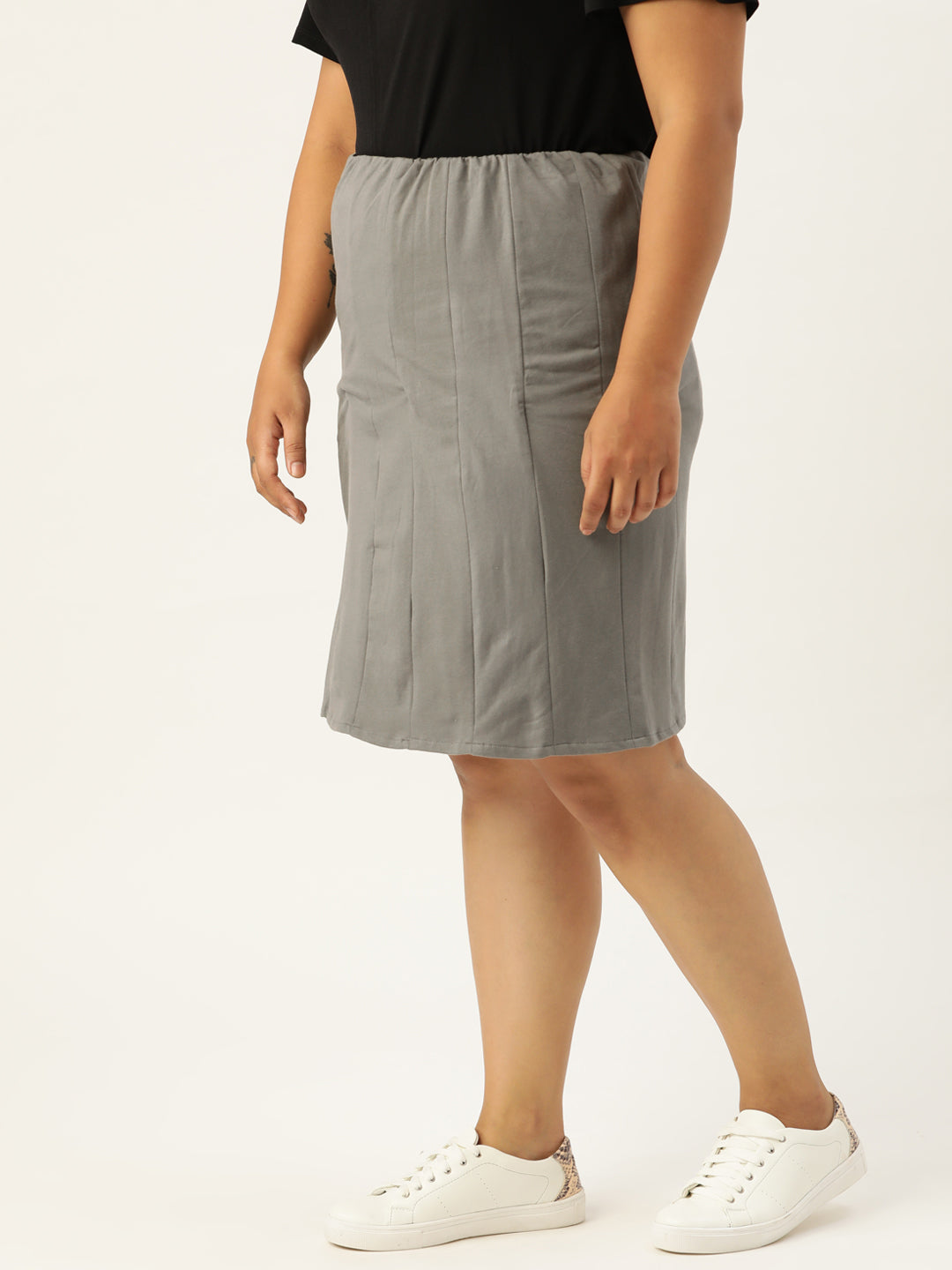 Modern & Fashionable Look Women’s Plus Size Skirt