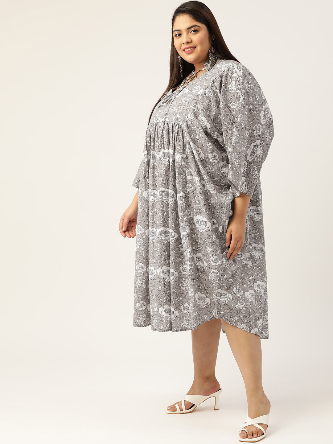 Plus Size Neck Tie-Up Cotton Dress