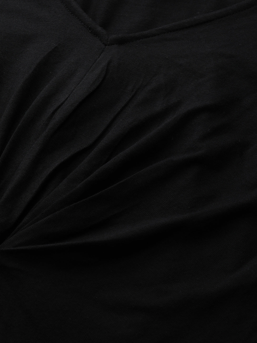 Plus Size Women's Black Solid Color Knitted Layered Top