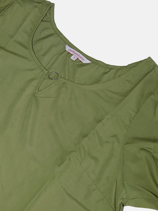 Plus Size Keyhole Neck Top