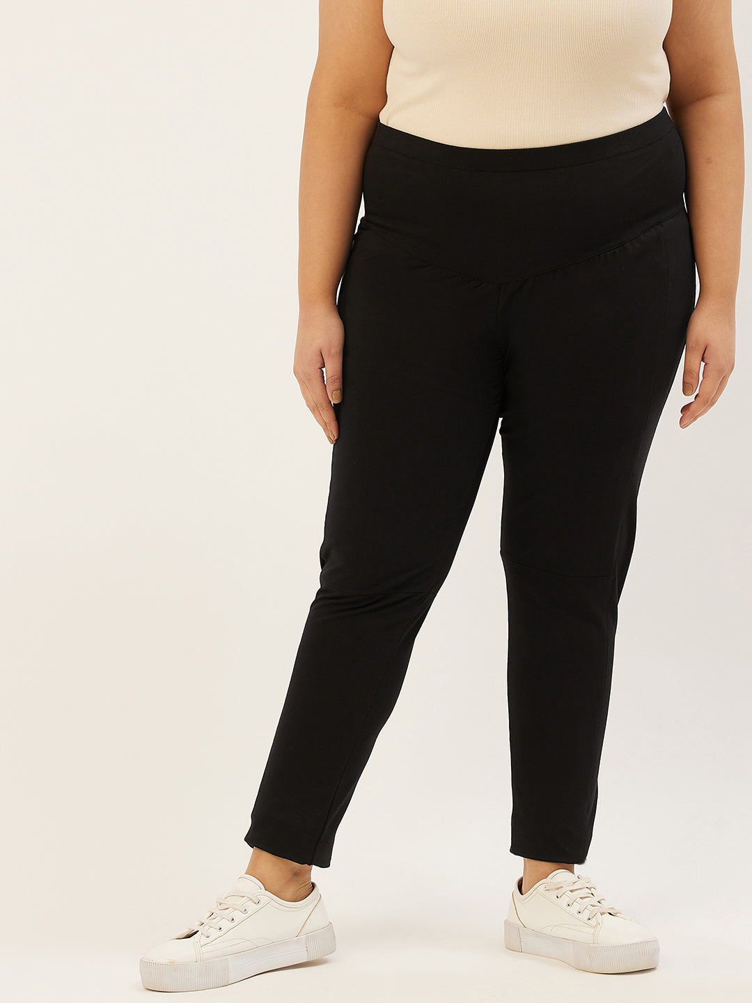 Women Relaxed High-Rise Easy Wash Plus Size Trousers