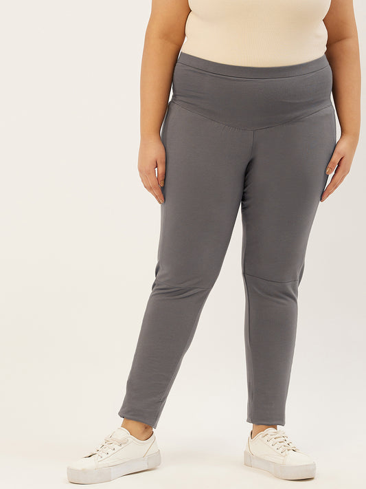 Women Relaxed High-Rise Easy Wash Plus Size Trousers