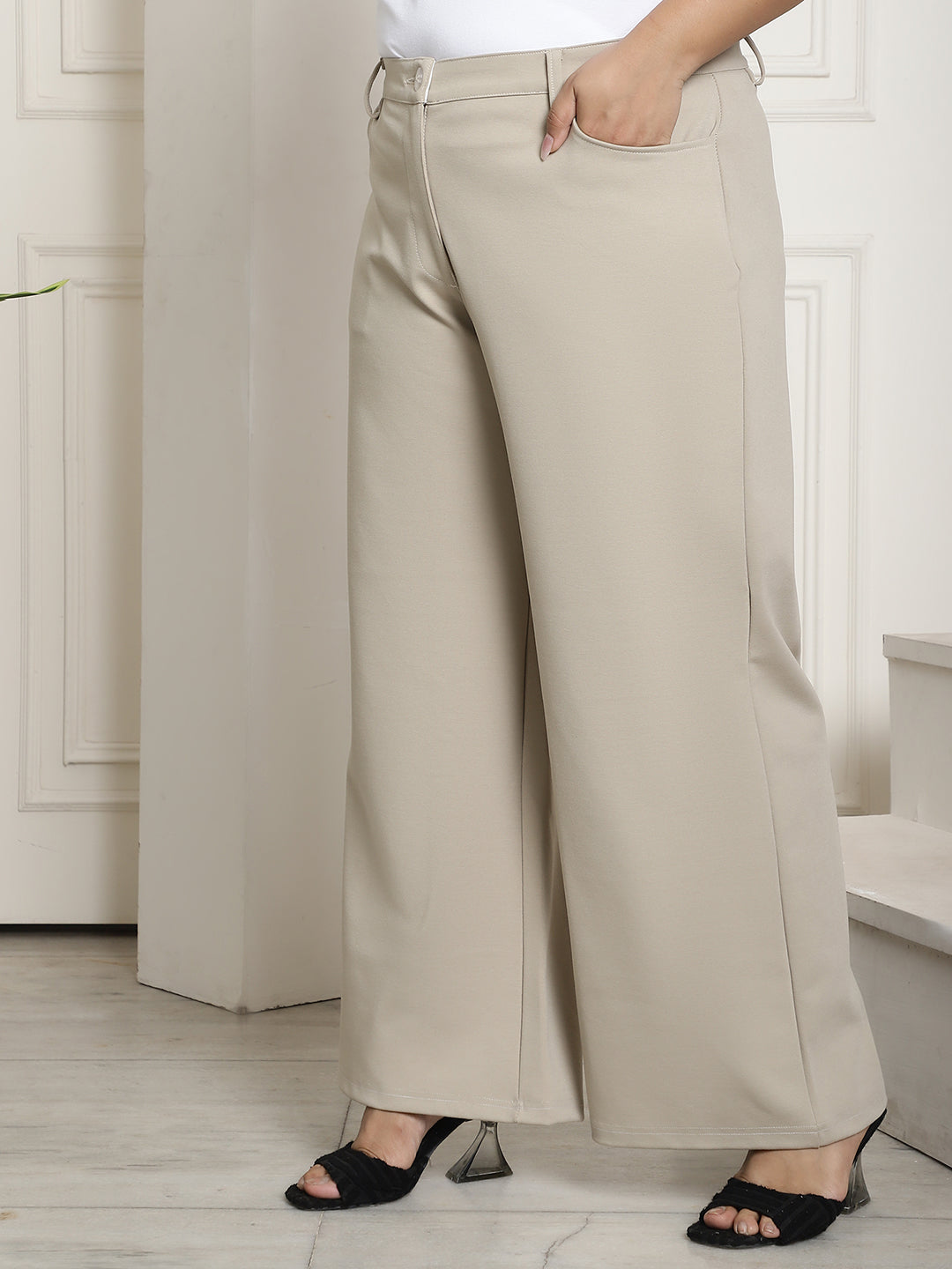 Women Relaxed Straight Fit High-Rise Plus Size  Trousers