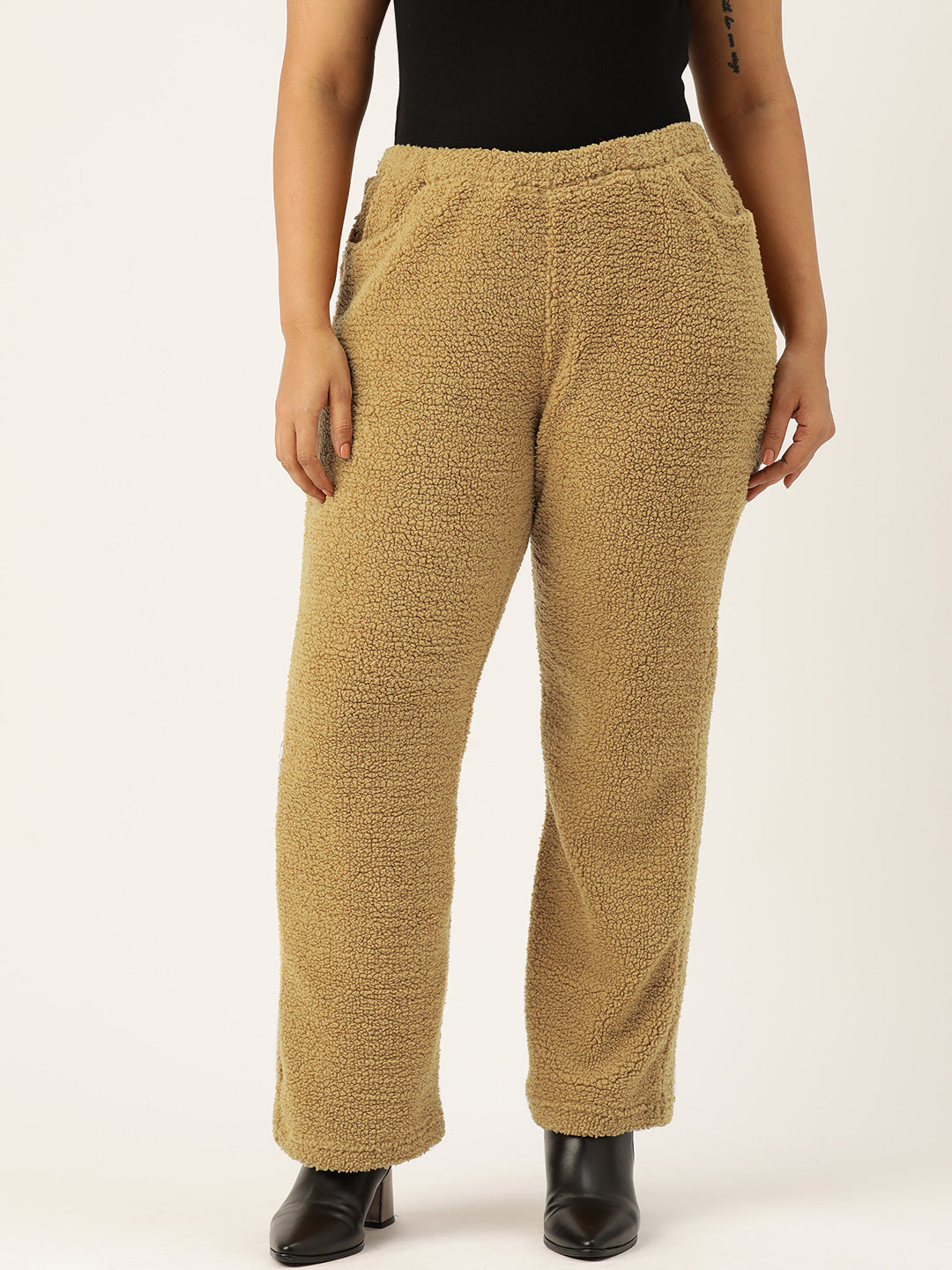 High-Rise Cozy Teddy Trousers