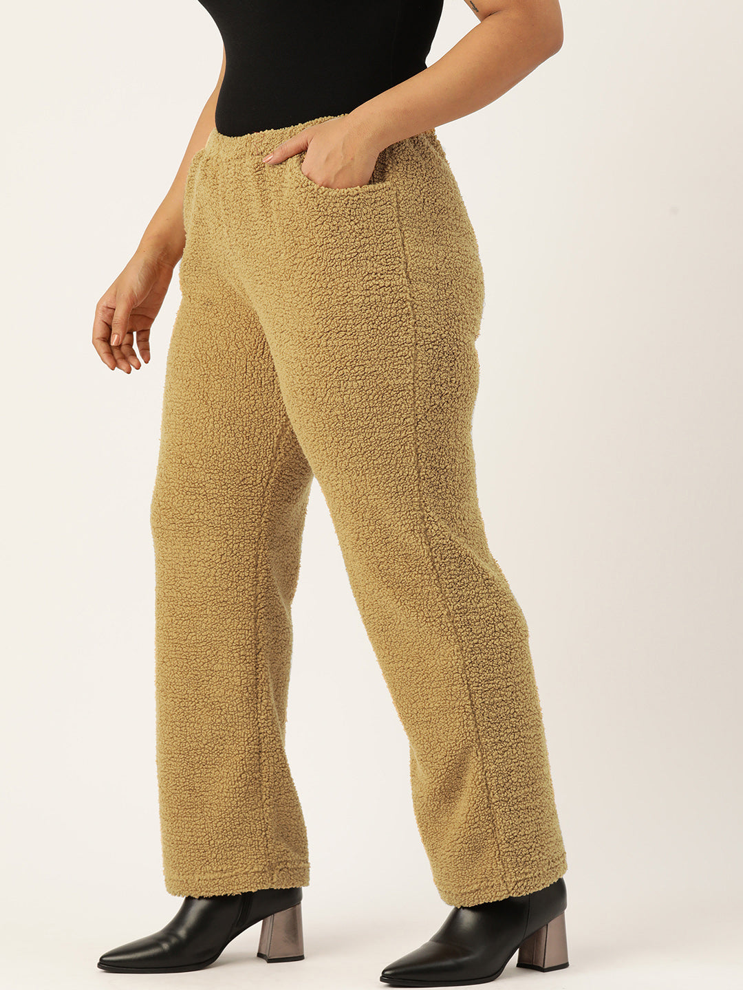 High-Rise Cozy Teddy Trousers