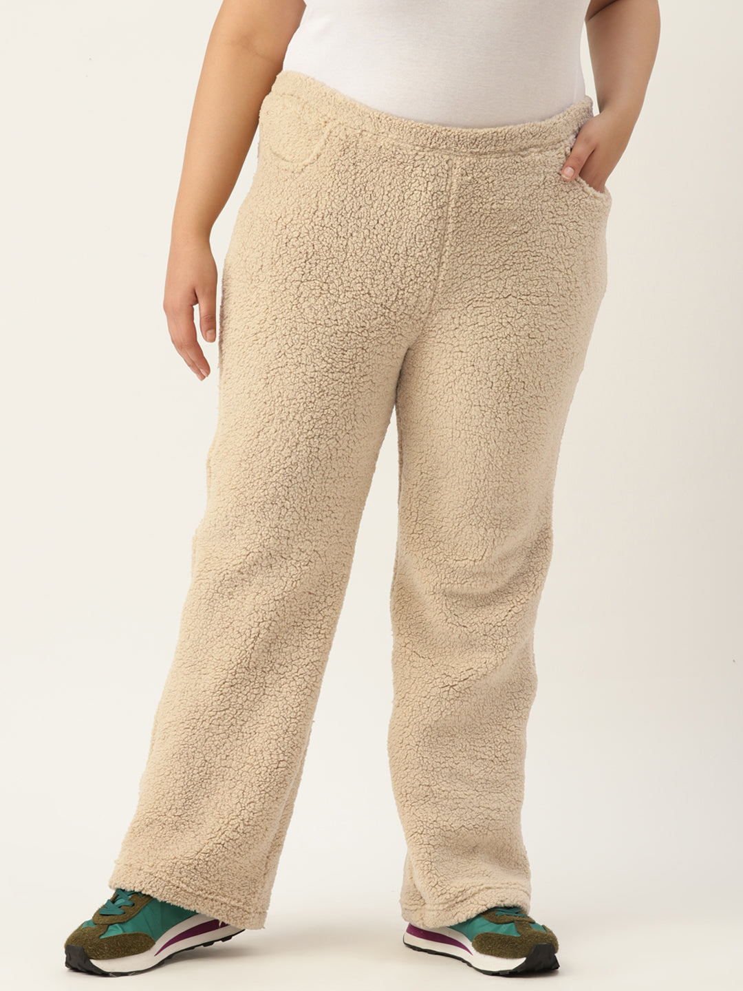High-Rise Cozy Teddy Trousers