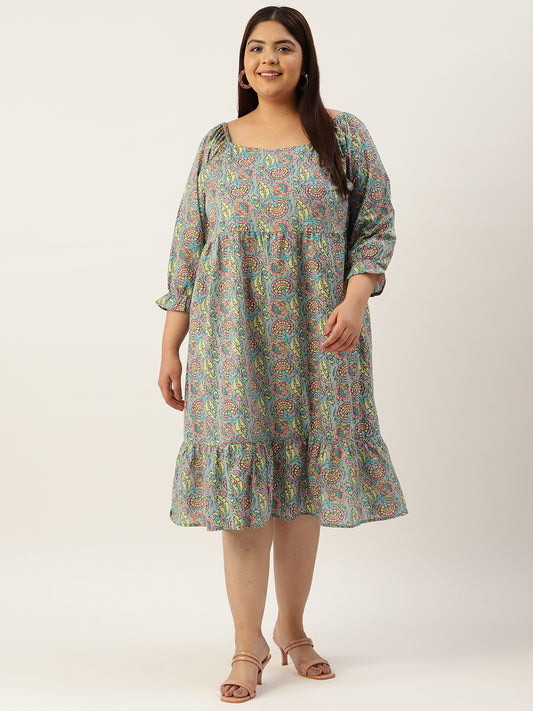 Modern Trendy Plus Size Women’s Dress