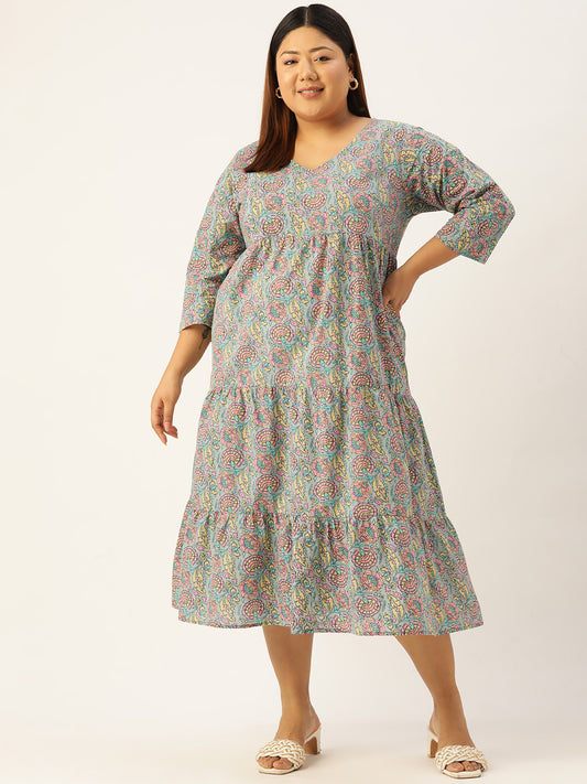 Modern Trendy Plus Size Women’s Dress