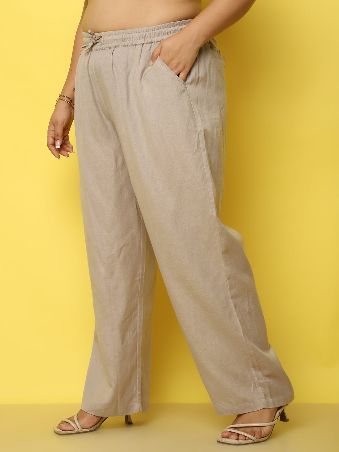 Women Plus Size Relaxed High-Rise Trousers