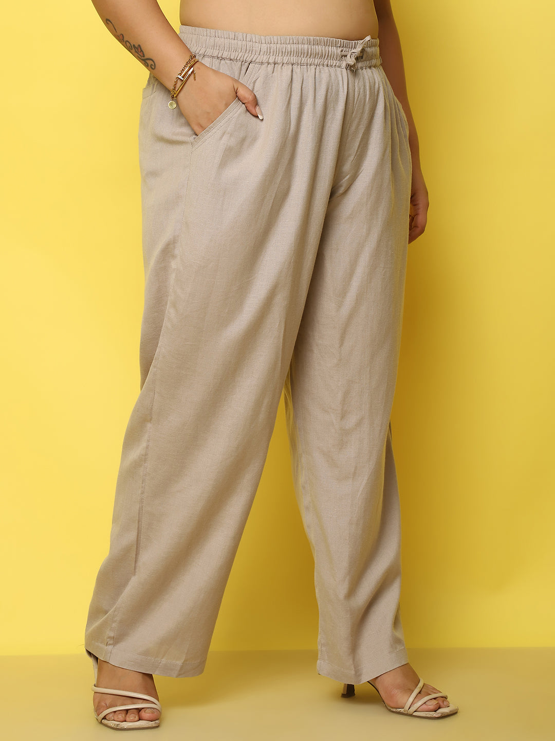 Women Plus Size Relaxed High-Rise Trousers