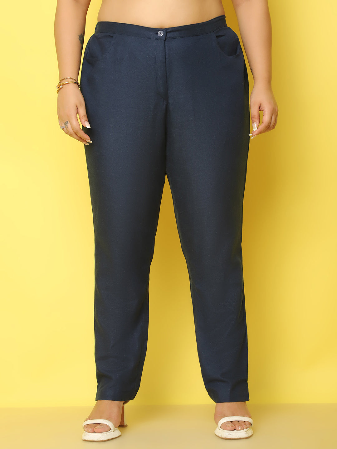 Women Plus Size Relaxed High-Rise Trousers