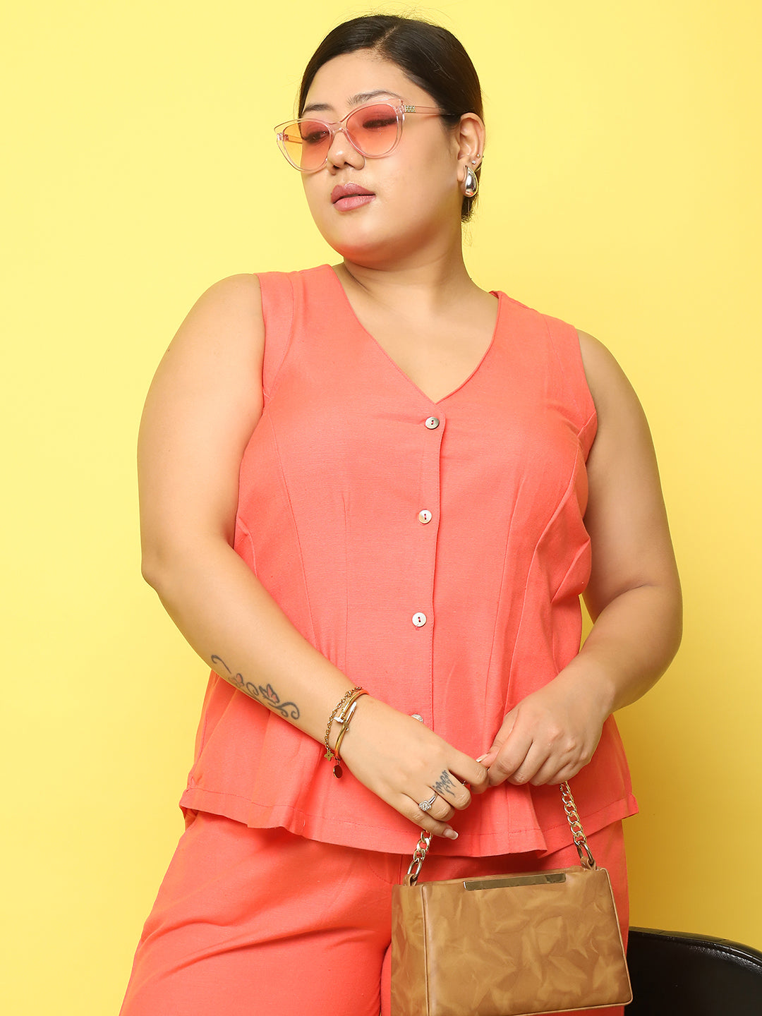 theRebelinme Plus Size V-Neck Slim-Fit Pure Linen Waistcoat