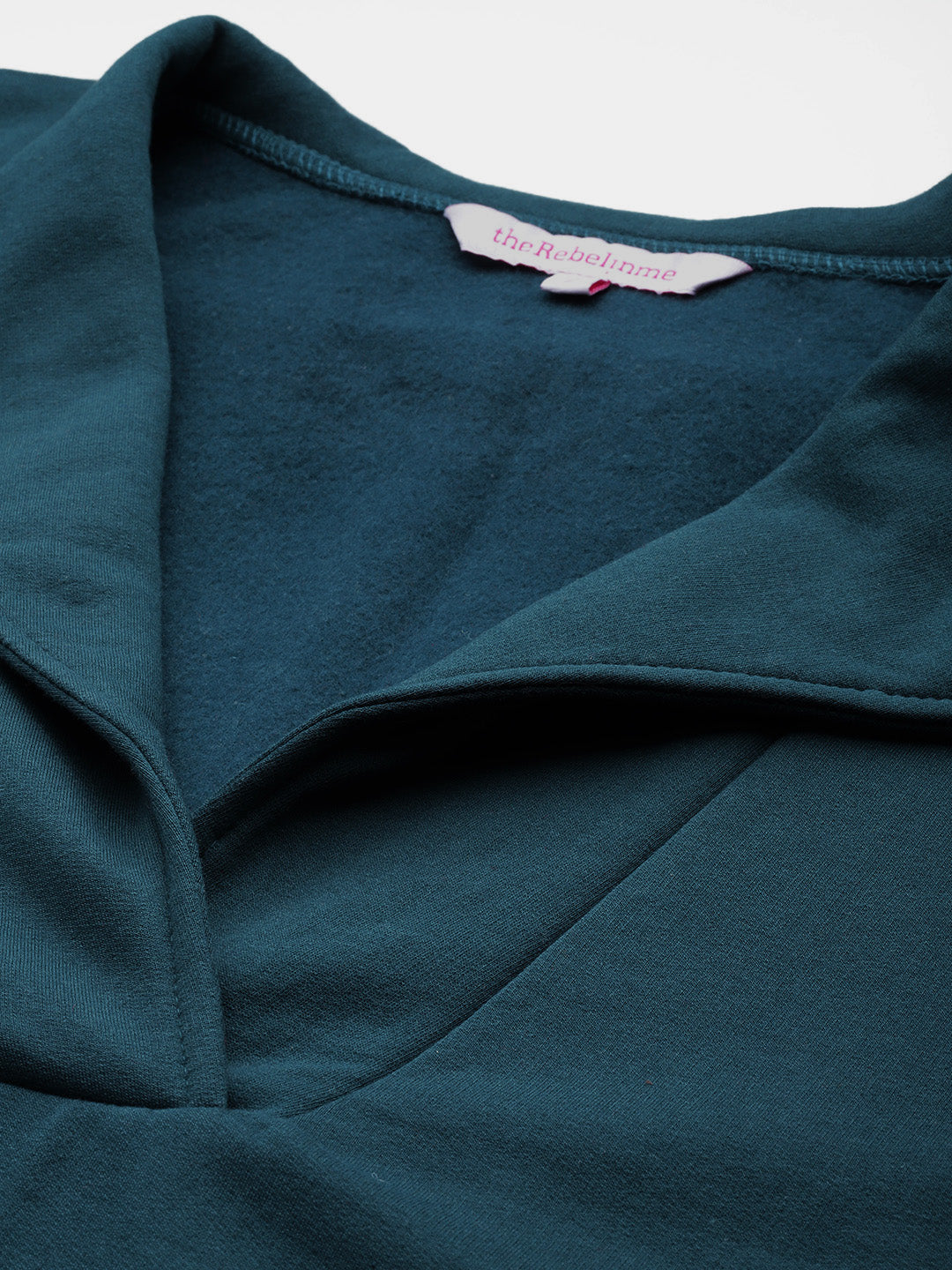 Plus Size Spread Collar Winter Top