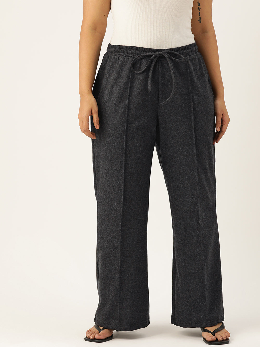 Women Relaxed Straight Fit High-Rise Pleated Trousers
