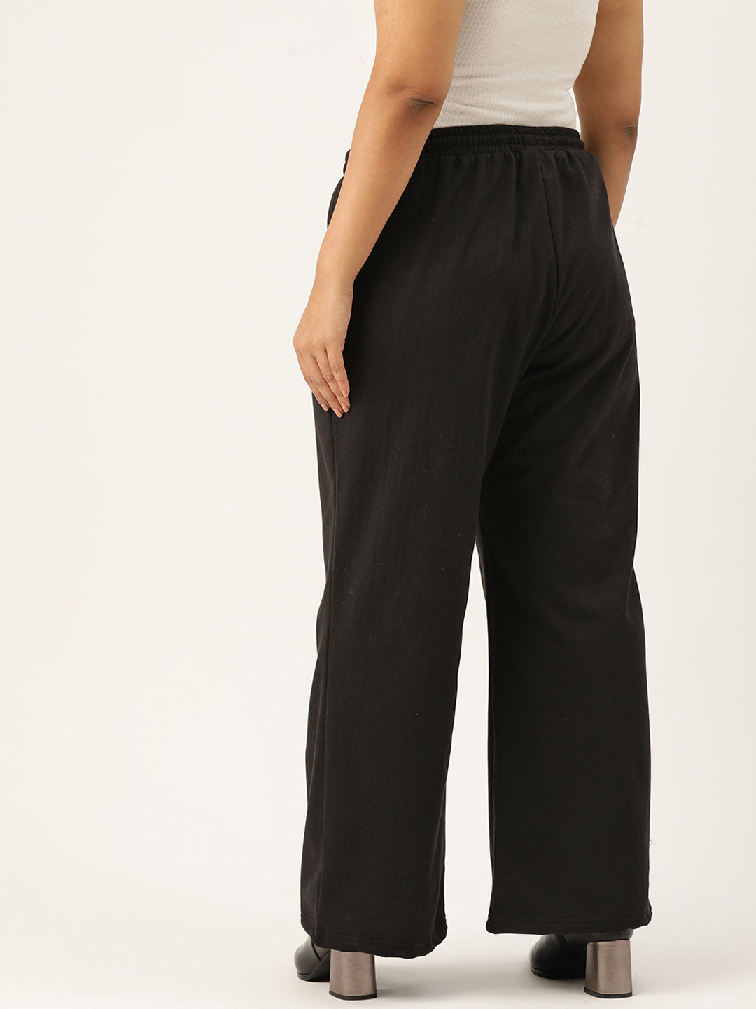 Women Relaxed Straight Fit High-Rise Pleated Trousers