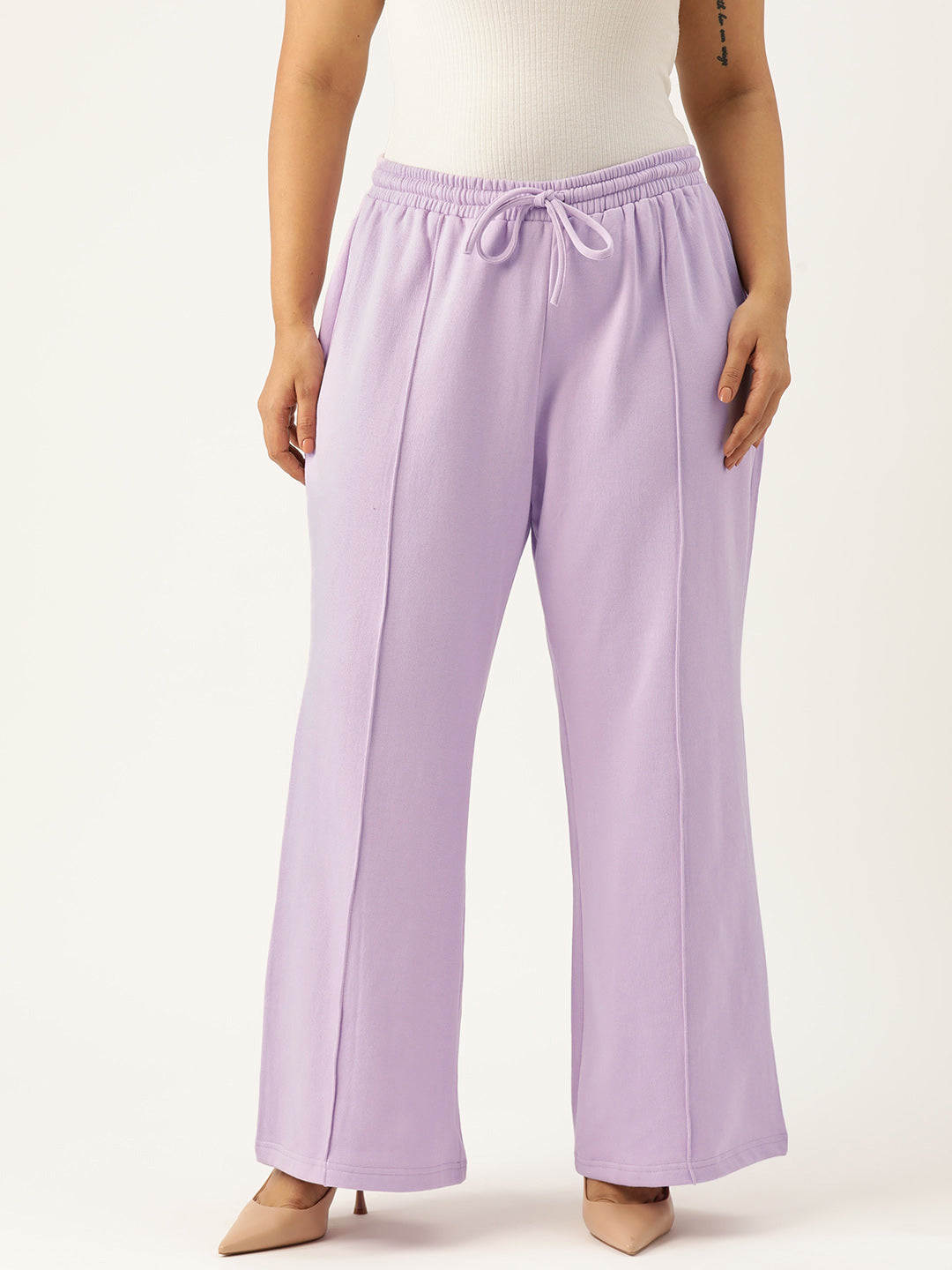 Women Relaxed Straight Fit High-Rise Pleated Trousers