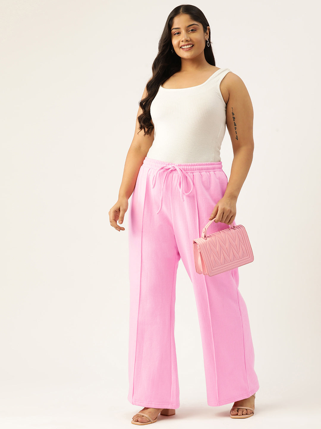Women Relaxed Straight Fit High-Rise Pleated Trousers
