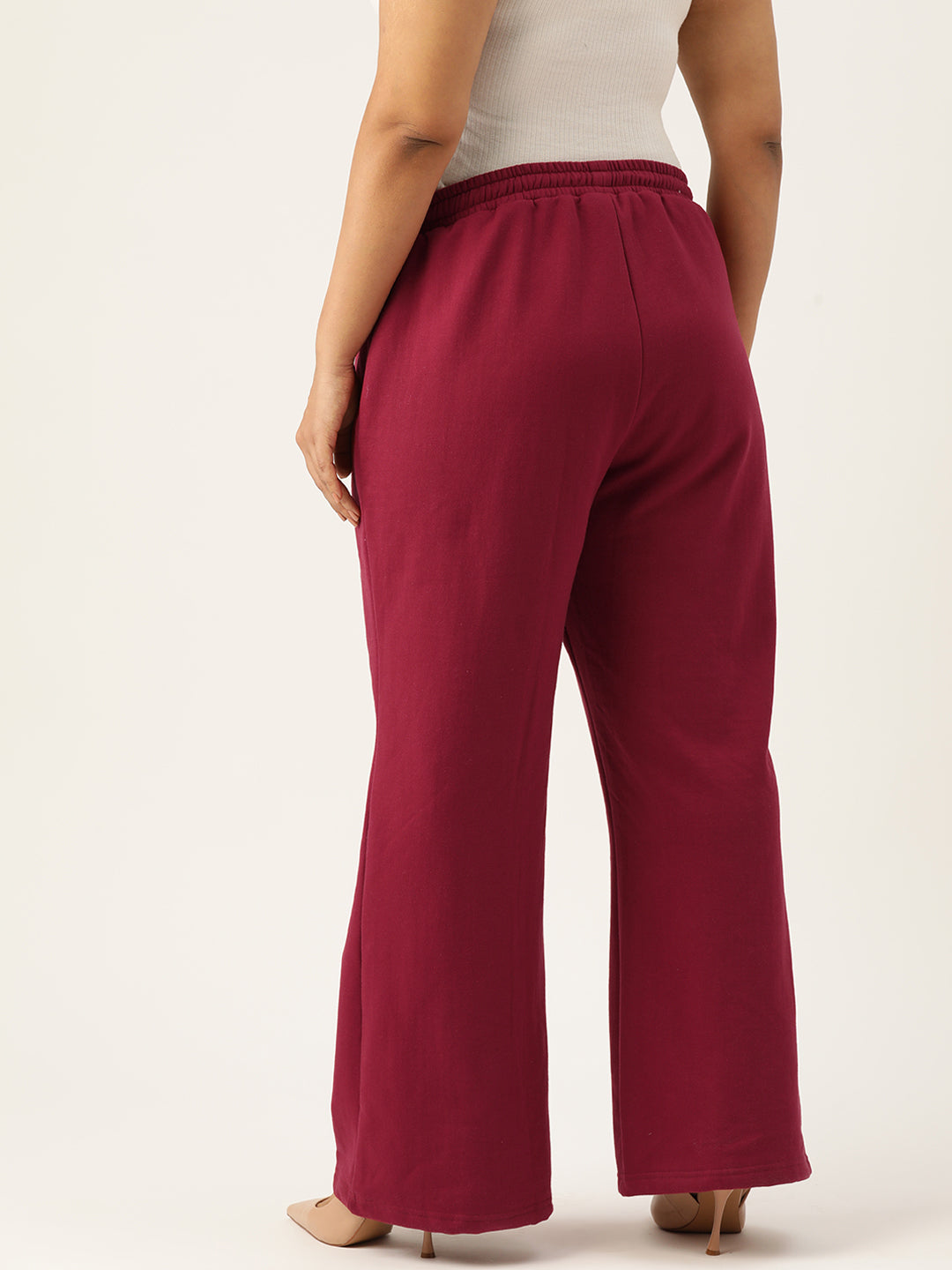 Women Relaxed Straight Fit High-Rise Pleated Trousers