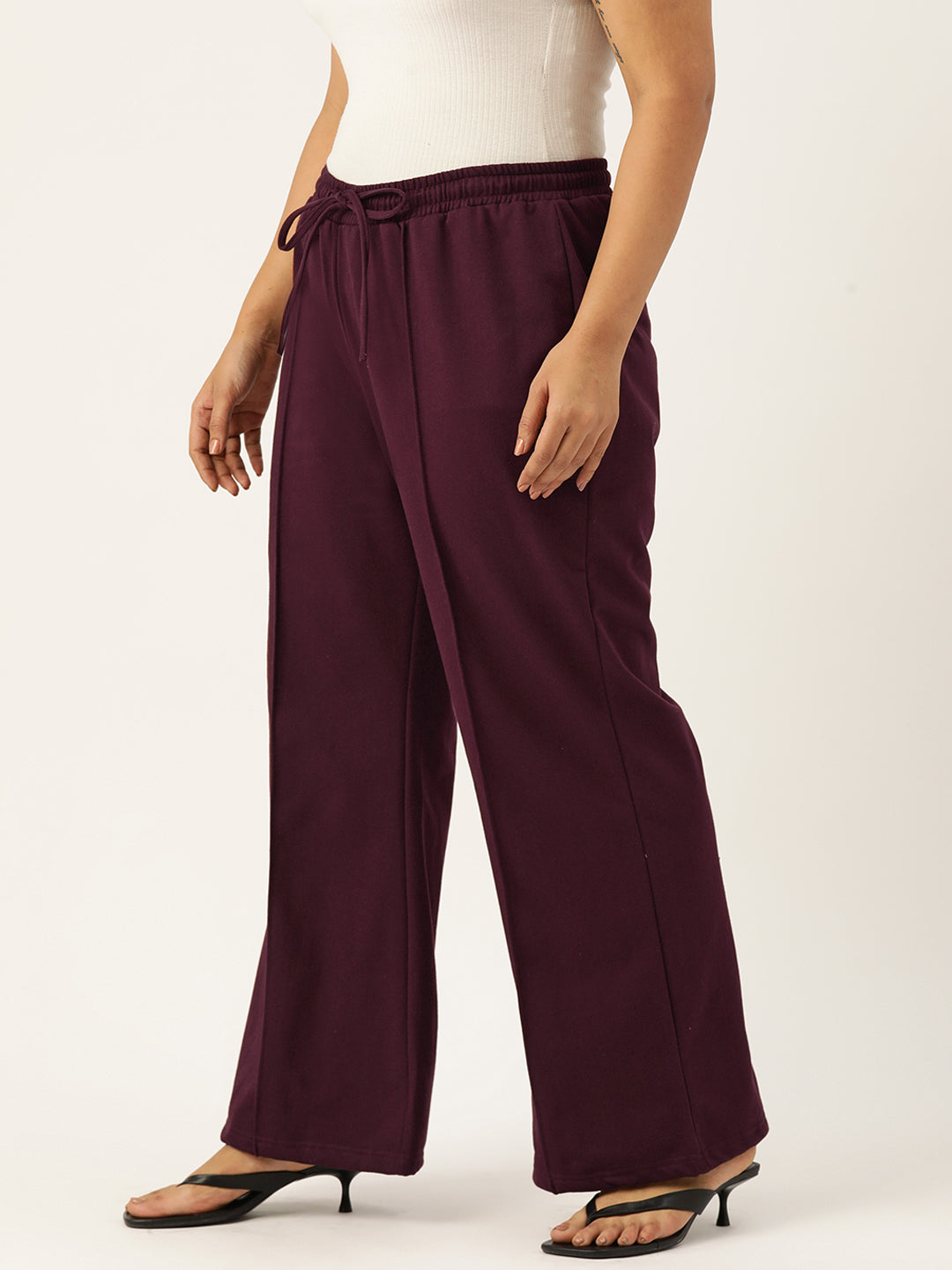 Women Relaxed Straight Fit High-Rise Pleated Trousers