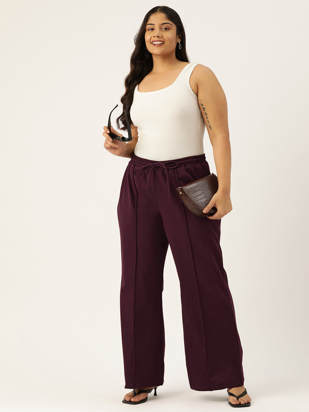 Women Relaxed Straight Fit High-Rise Pleated Trousers