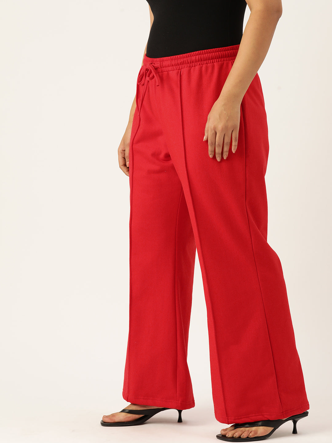 Women Relaxed Straight Fit High-Rise Pleated Trousers