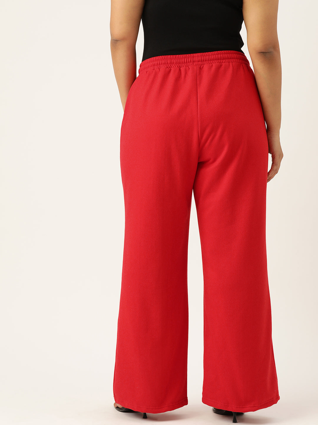 Women Relaxed Straight Fit High-Rise Pleated Trousers