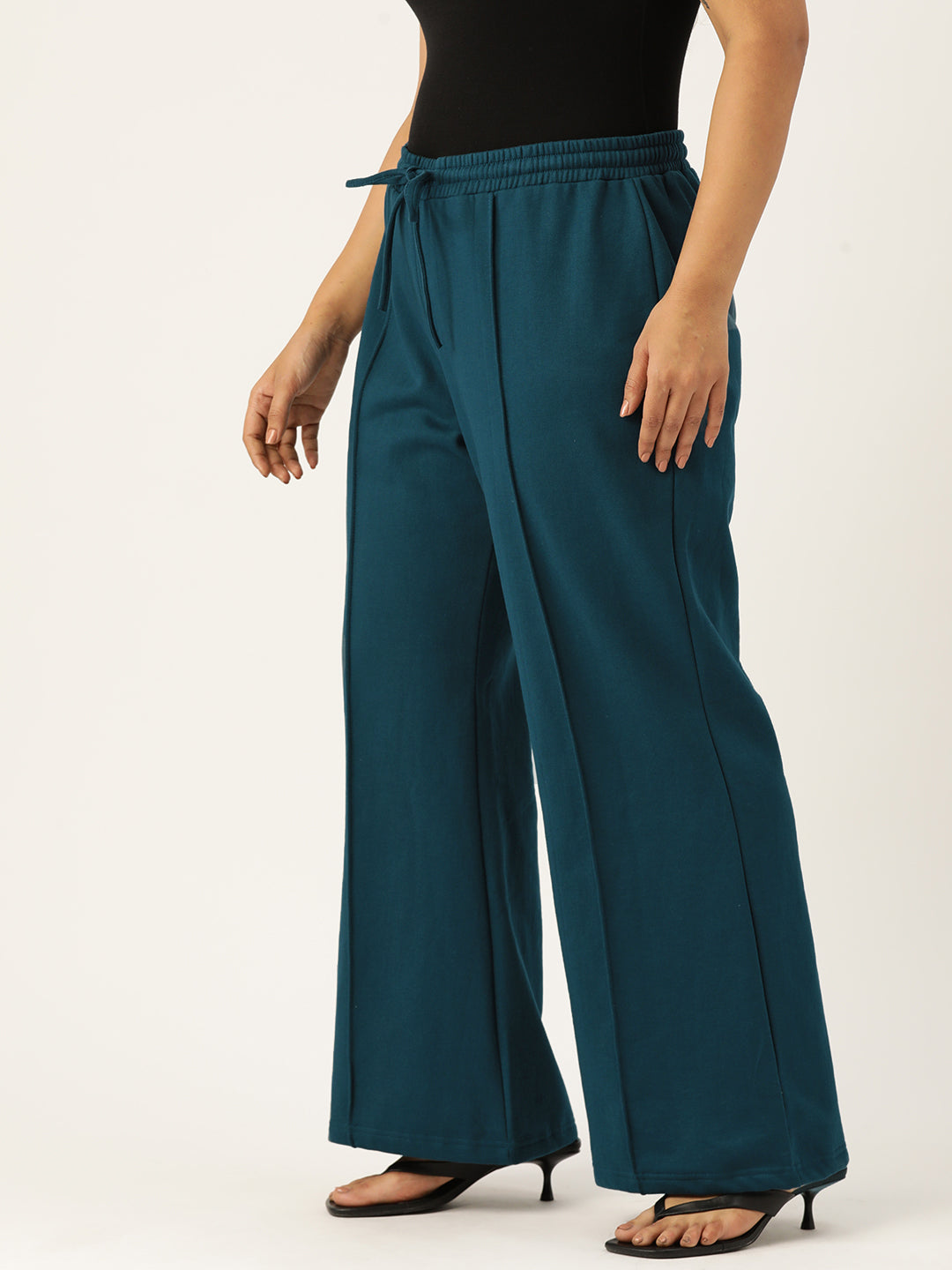 Women Relaxed Straight Fit High-Rise Pleated Trousers
