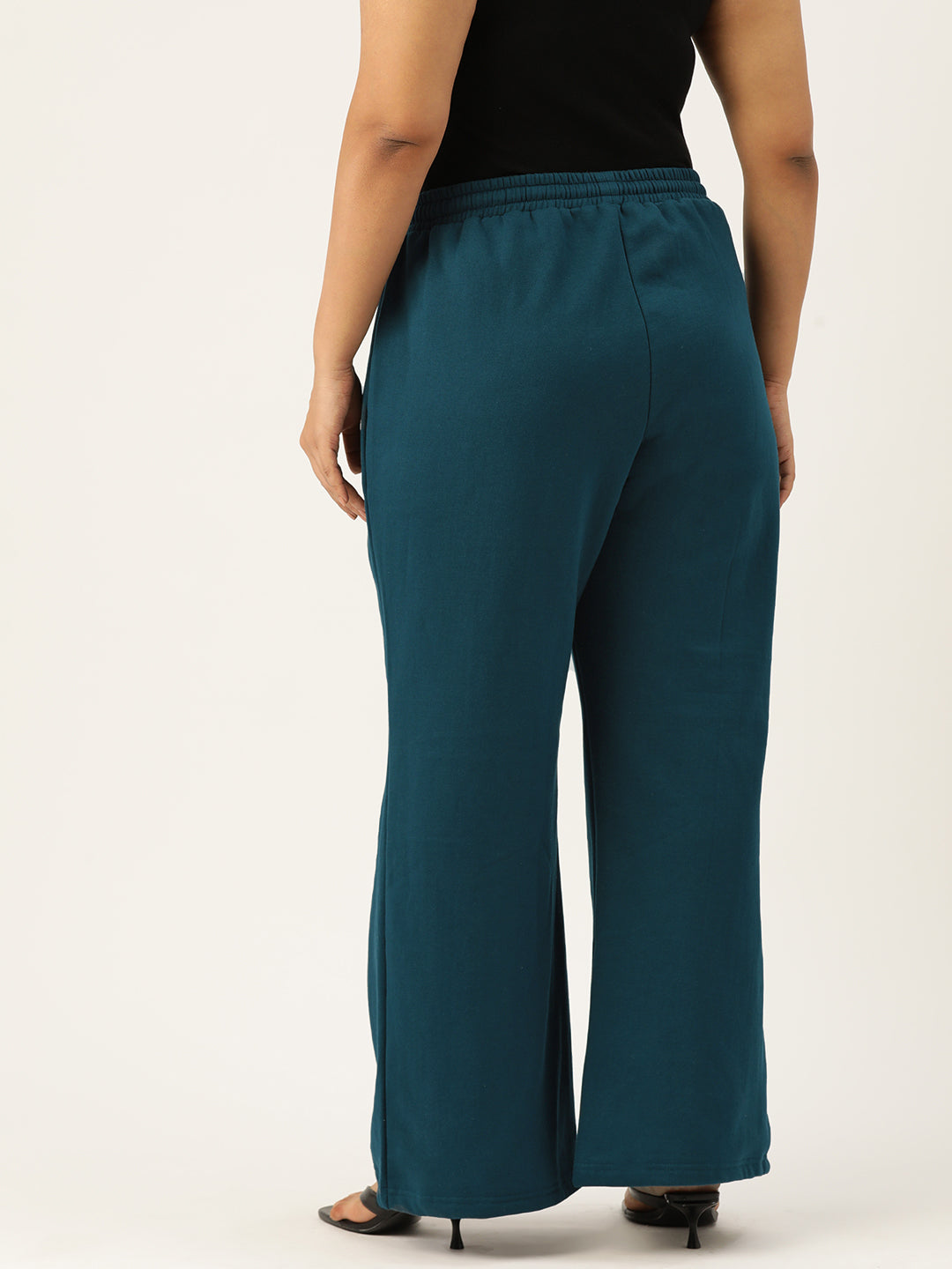 Women Relaxed Straight Fit High-Rise Pleated Trousers