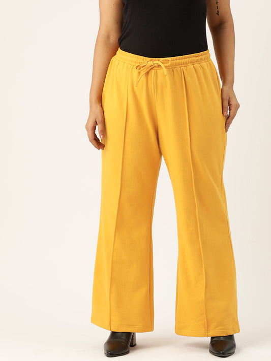 Women Relaxed Straight Fit High-Rise Pleated Trousers