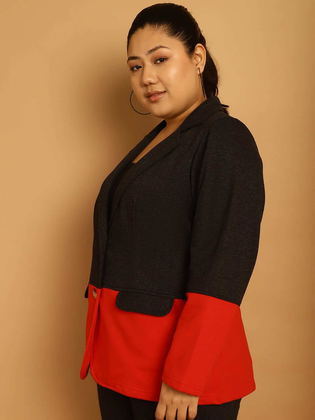 theRebelinme Women Colourblocked Fleece Open Front Jacket