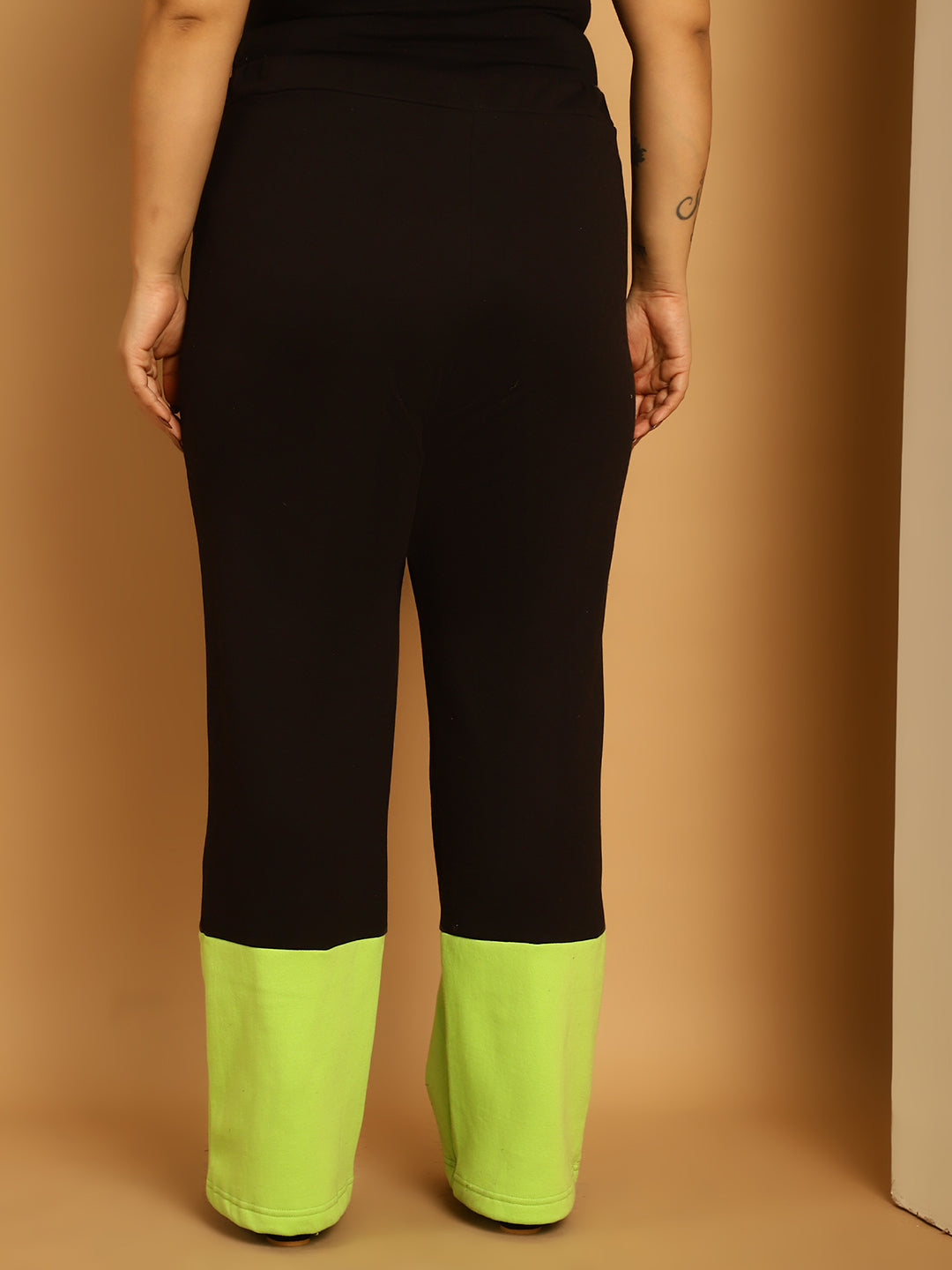 Plus Size Women High-Rise Parallel Trousers