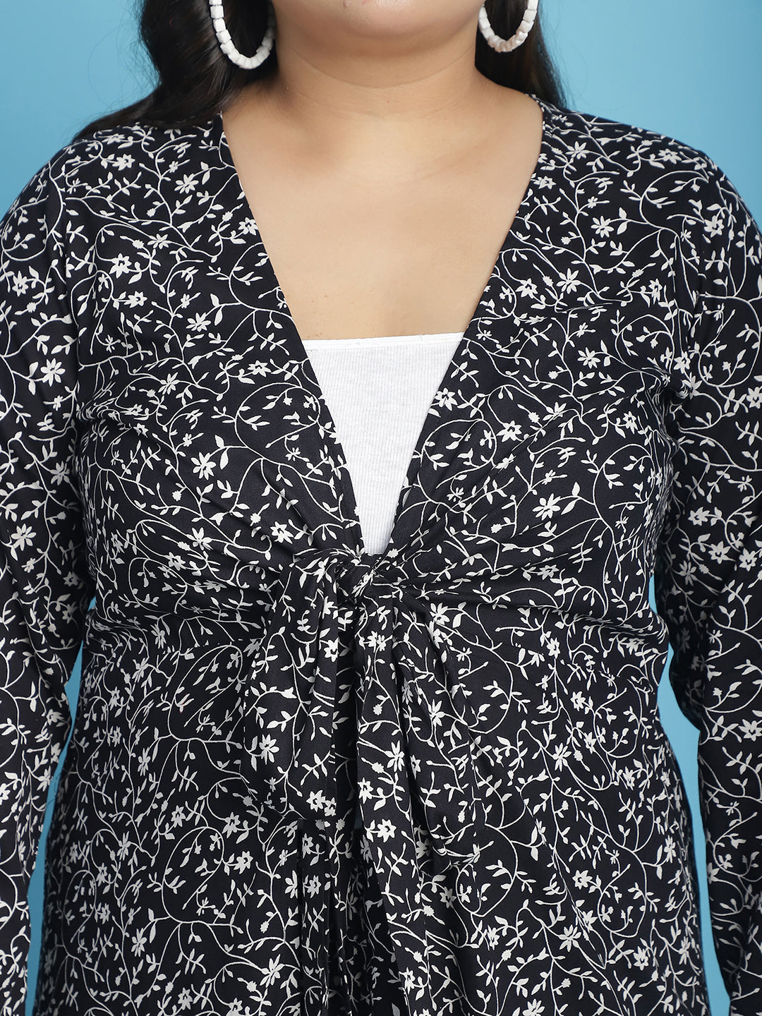 theRebelinme Plus Size Abstract Printed Longline Tie-Up Shrug