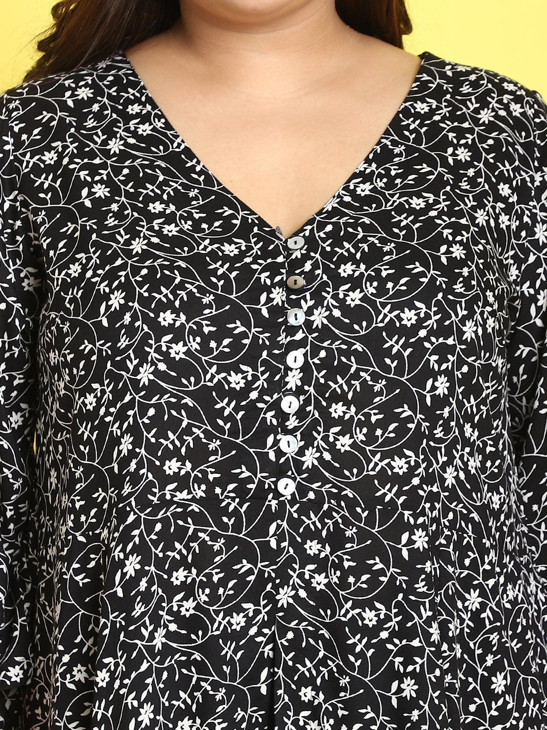 lus Size Womens Black Floral Printed Jacket