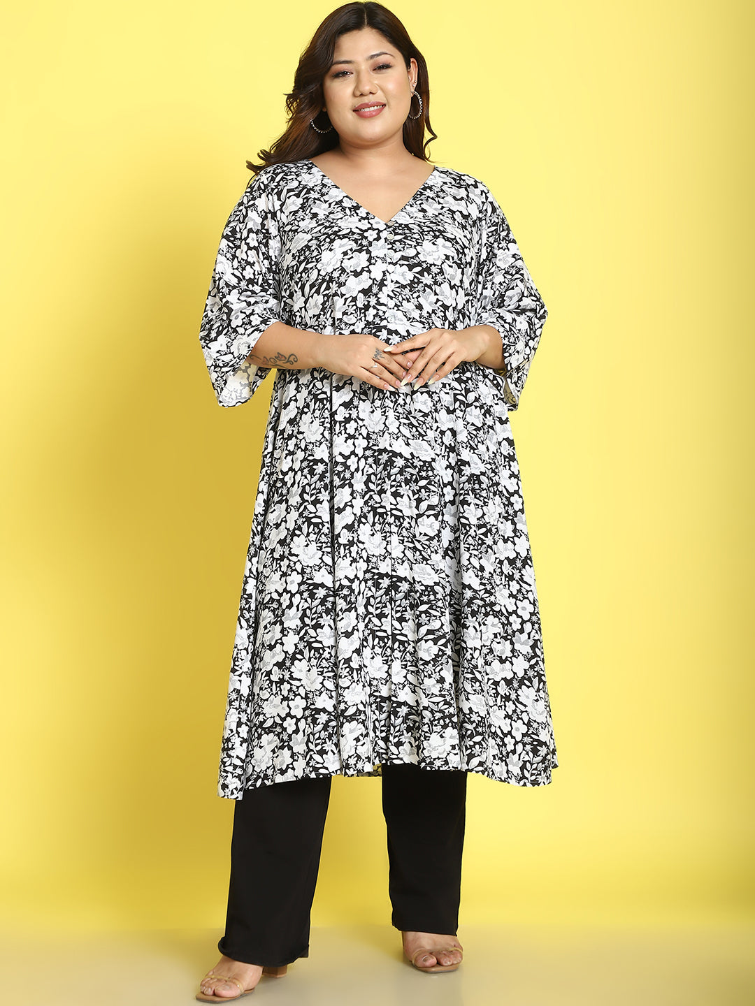 lus Size Womens Black Floral Printed Jacket