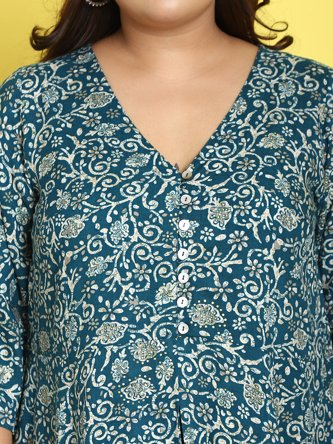 lus Size Womens Black Floral Printed Jacket