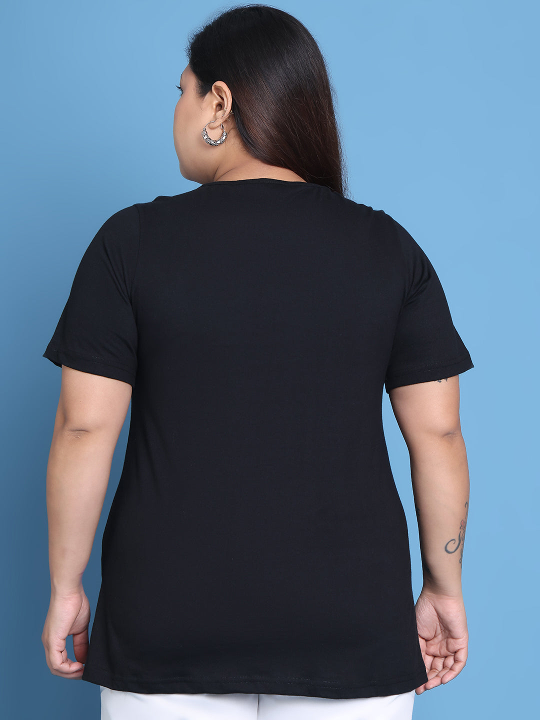 Women's Plus Size Black Solid Color Aquarius Zodiac Sign Printed Cotton T-shirt