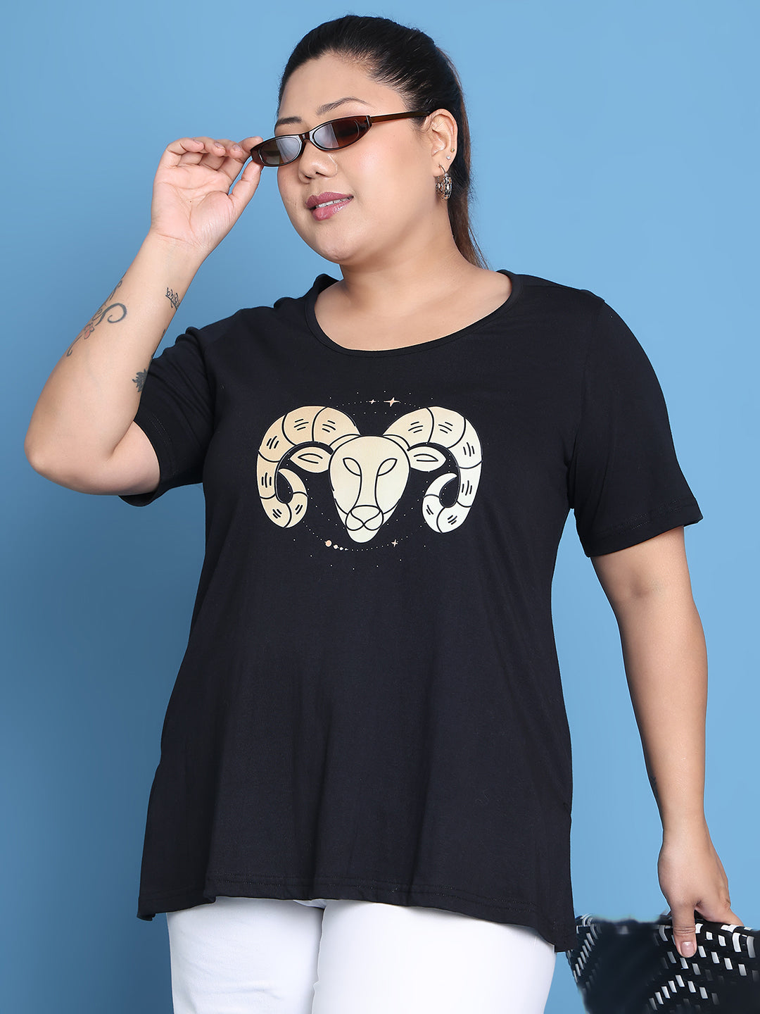 Women's Plus Size Black Solid Color Aries Zodiac Sign Printed Cotton T-shirt