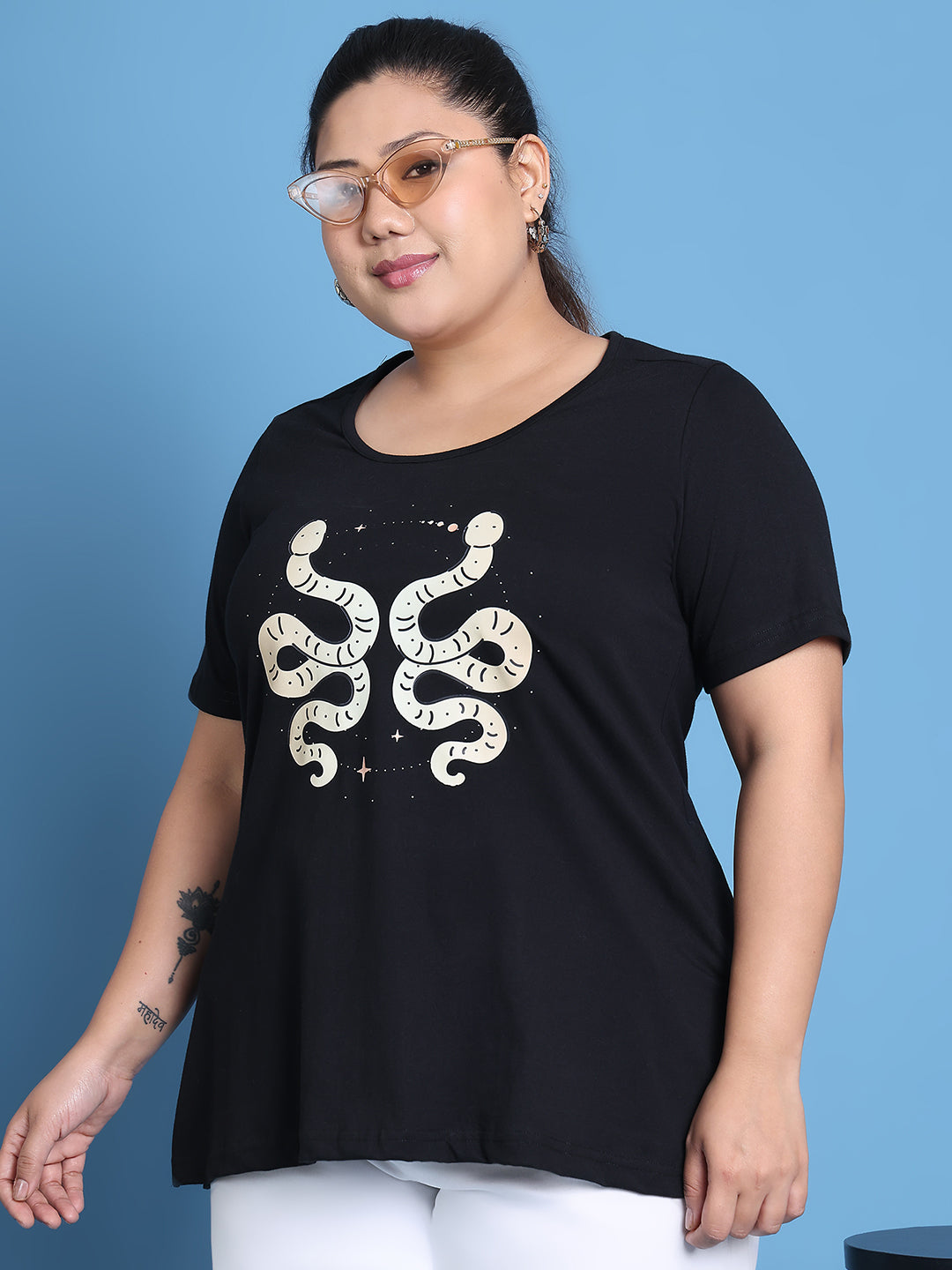 Women's Plus Size Black Solid Color Gemini Zodiac Sign Printed Cotton T-shirt